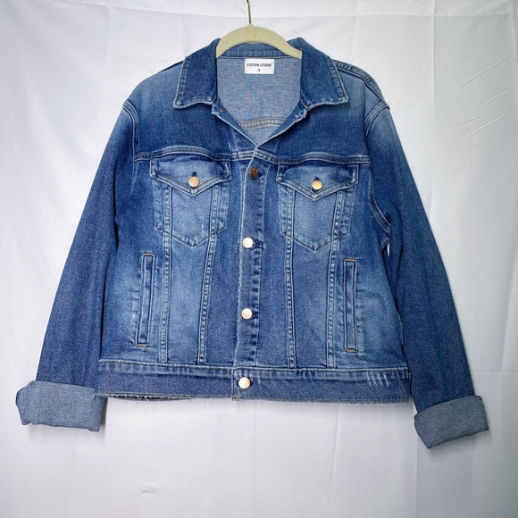Cotton Citizen Jackets & Blazers - NWOT Cotton Citizen Boyfriend Denim Jacket